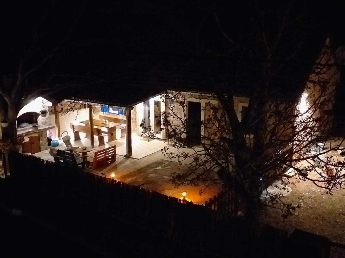 Holiday Home Kulak Konjevrate Exterior foto