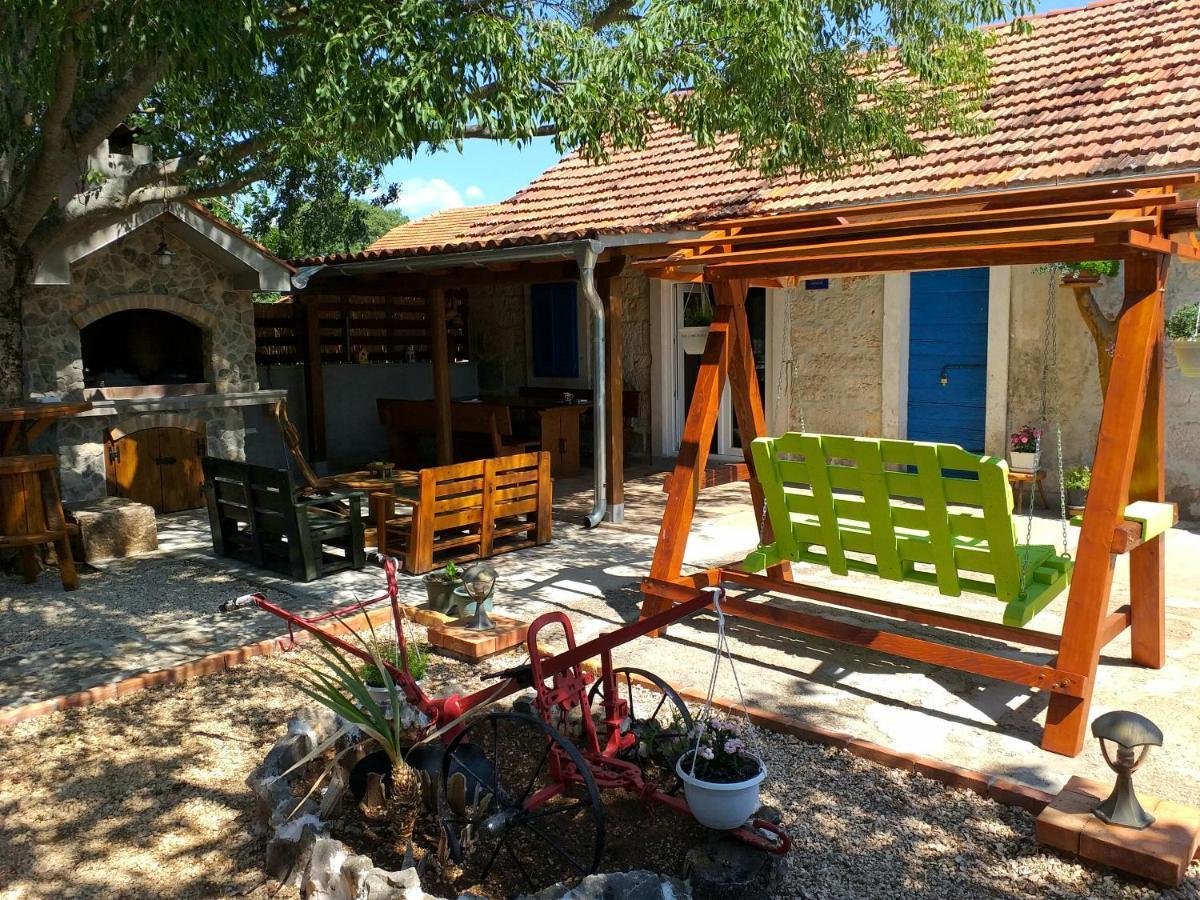 Holiday Home Kulak Konjevrate Exterior foto