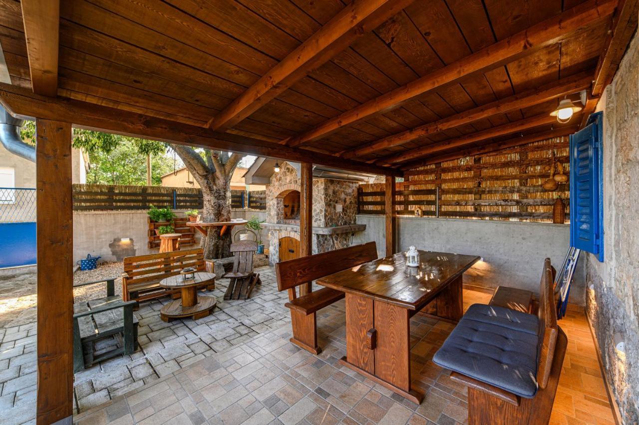 Holiday Home Kulak Konjevrate Exterior foto
